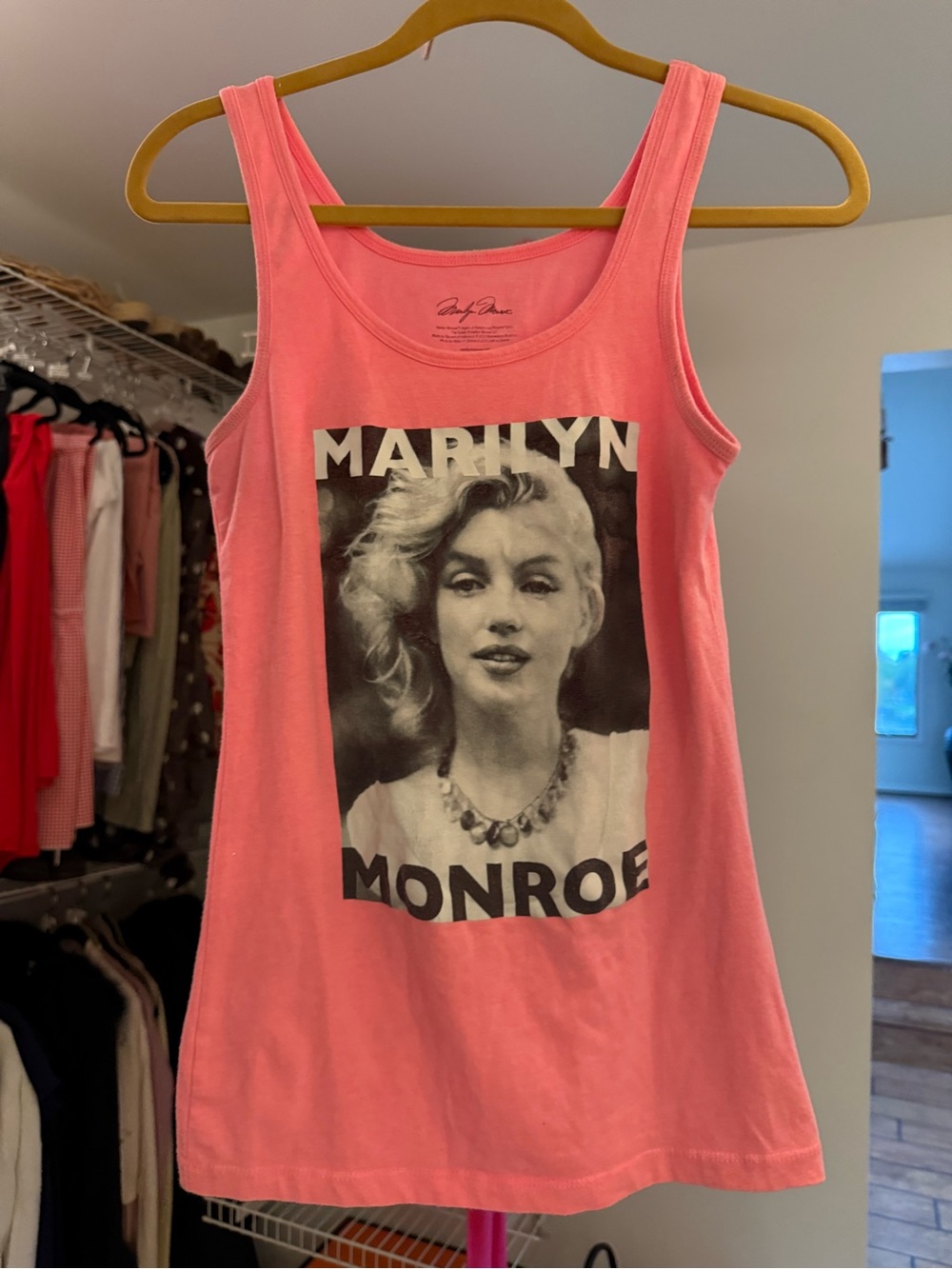 Marilyn Graphic Pink Tank Top - Women size M pre-owned with free gift.